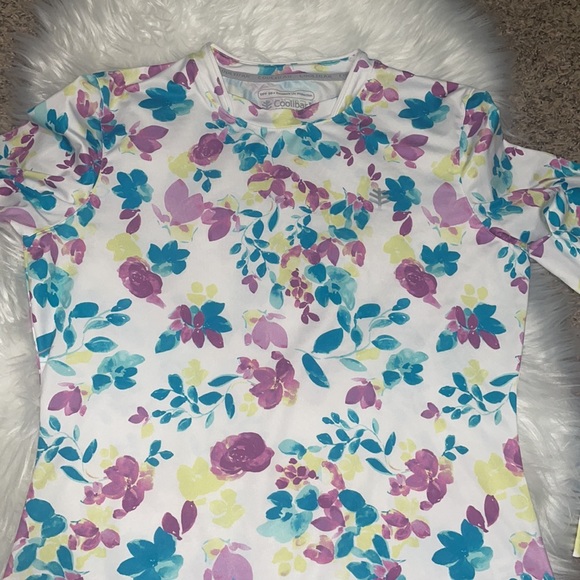 Coolibar UV Long Sleeve Devi, Dynamic Floral Fitness Shirt - Picture 5 of 8